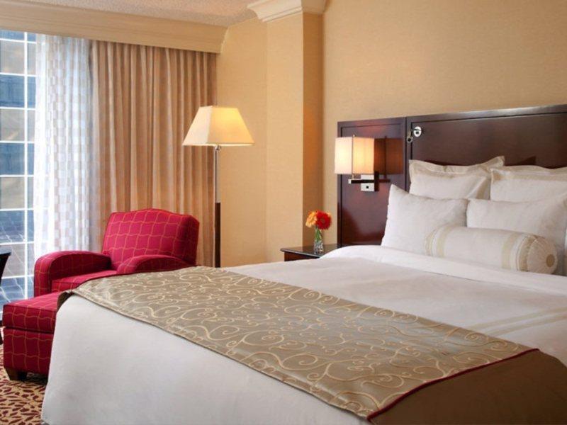 Houston Marriott West Loop By The Galleria Exterior photo